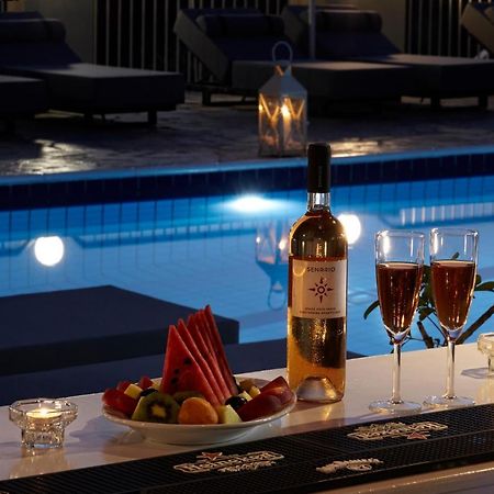 Hermes Hotel Vromolimnos 外观 照片
