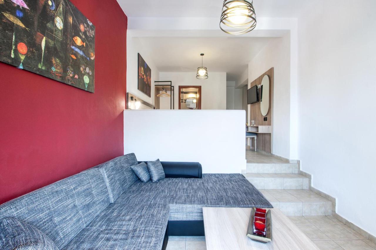 Hermes Hotel Vromolimnos 外观 照片