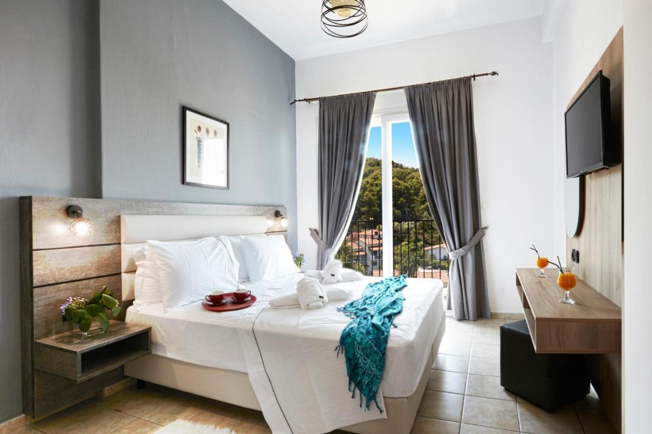 Hermes Hotel Vromolimnos 外观 照片