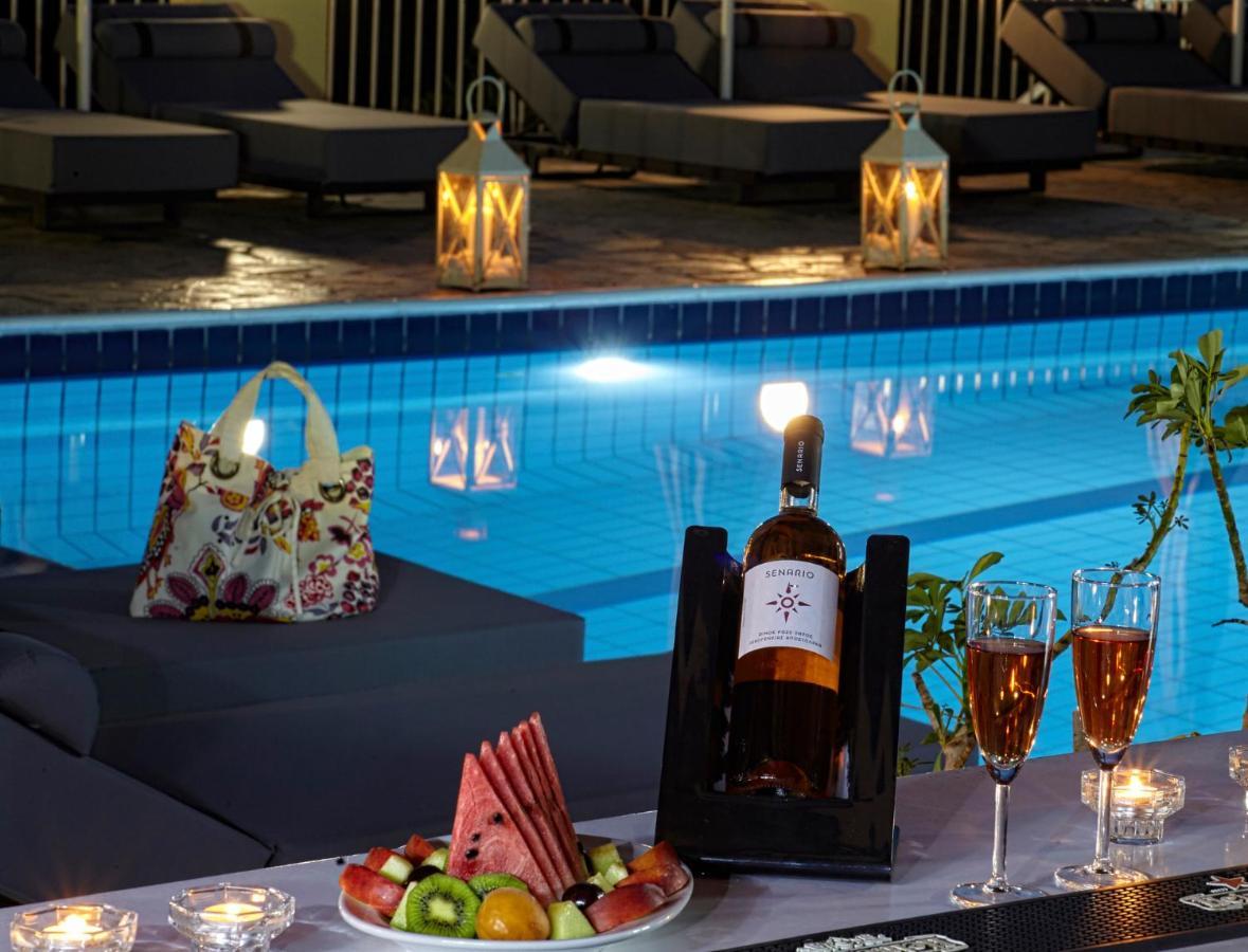 Hermes Hotel Vromolimnos 外观 照片
