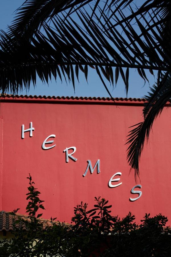 Hermes Hotel Vromolimnos 外观 照片