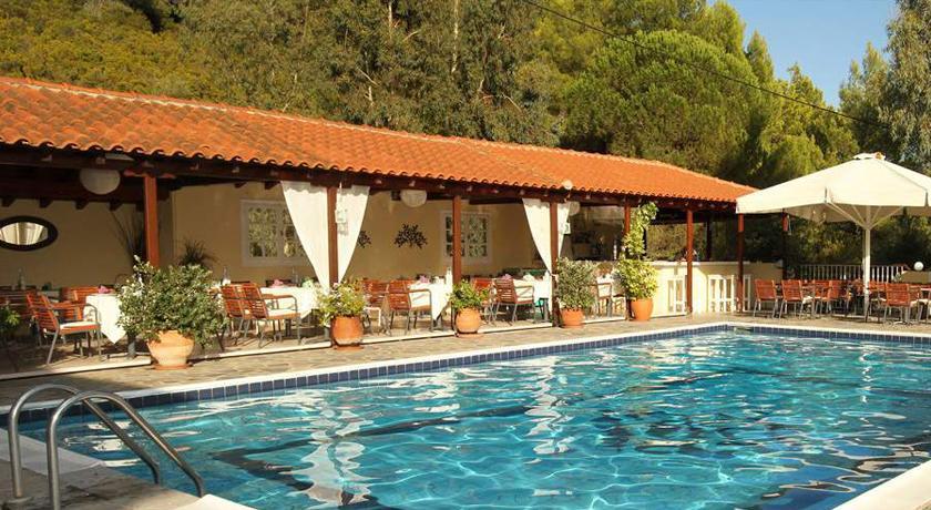 Hermes Hotel Vromolimnos 外观 照片